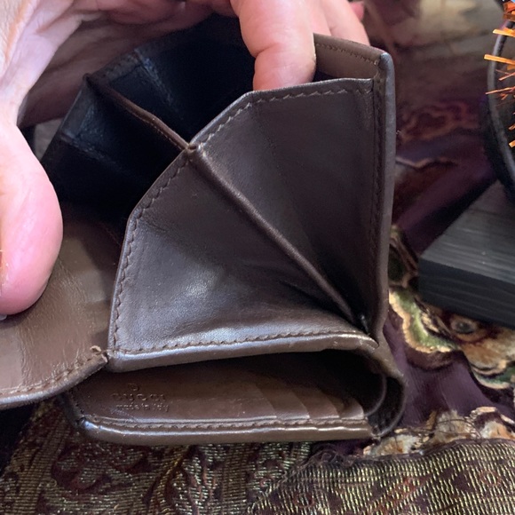 1DAY SALE🔥Authentic GUCCI Monogrammed interlocking GG canv /leather snap wallet - Picture 13 of 16